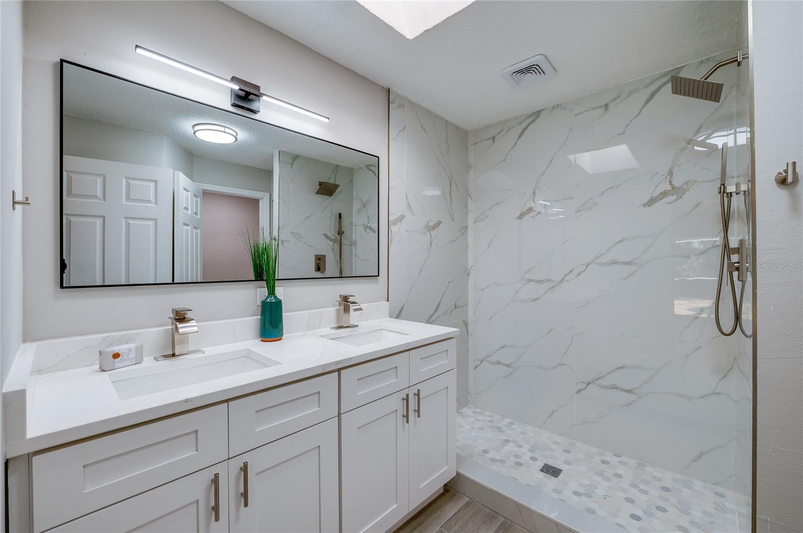 Image 28 of 56 For 71 St Andrews Drive