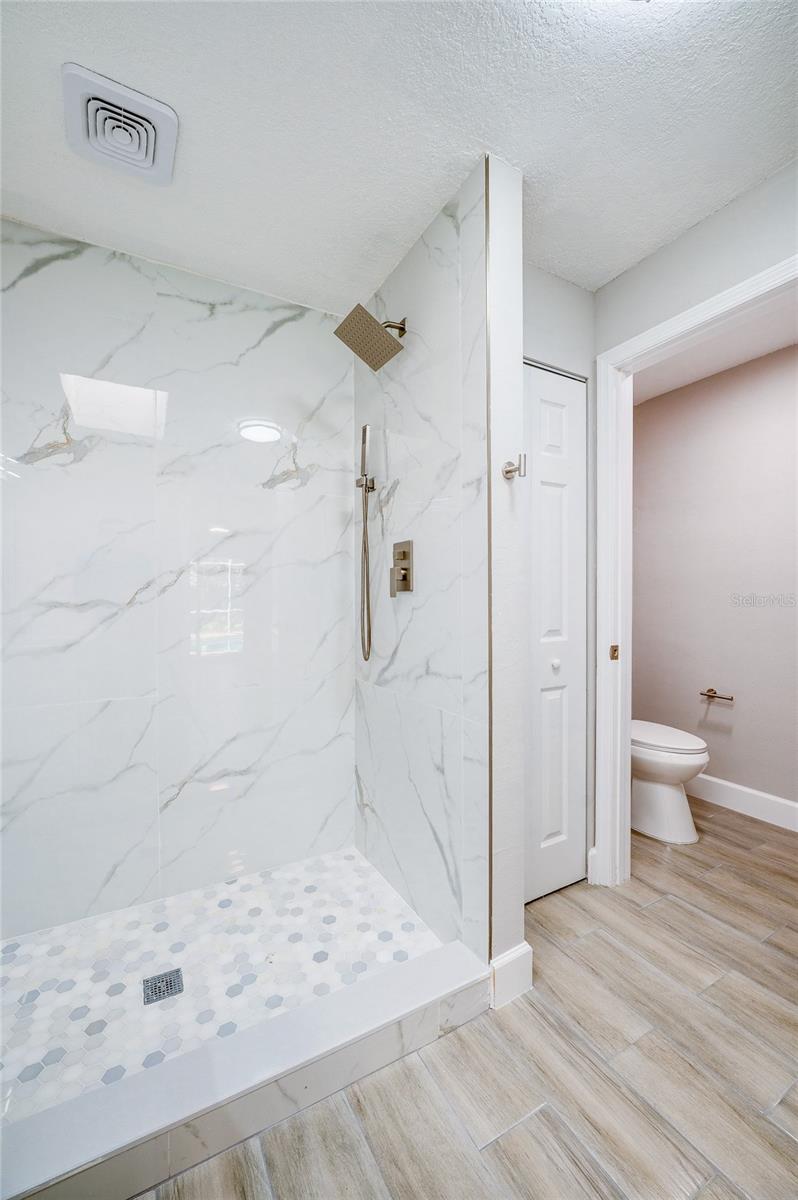 Image 29 of 56 For 71 St Andrews Drive