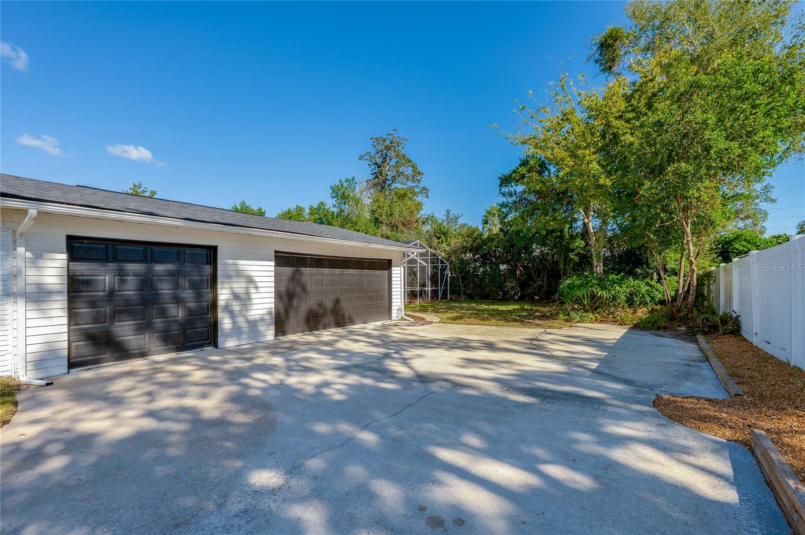 Image 5 of 56 For 71 St Andrews Drive