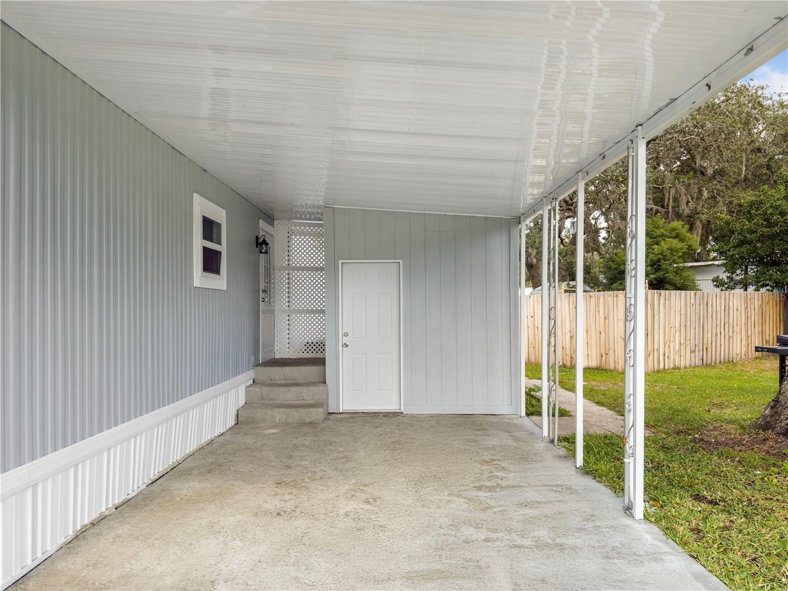 Image 29 of 31 For 4102 Woodland Circle