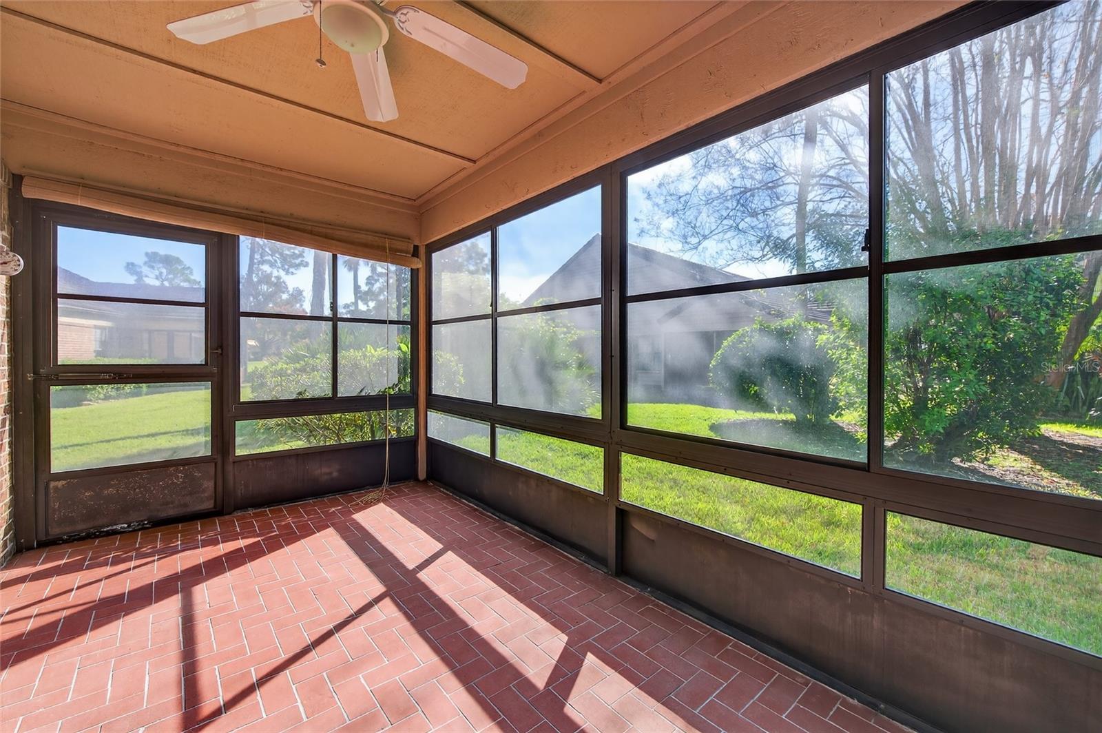 Image 16 of 29 For 256 Palm Sparrow Court