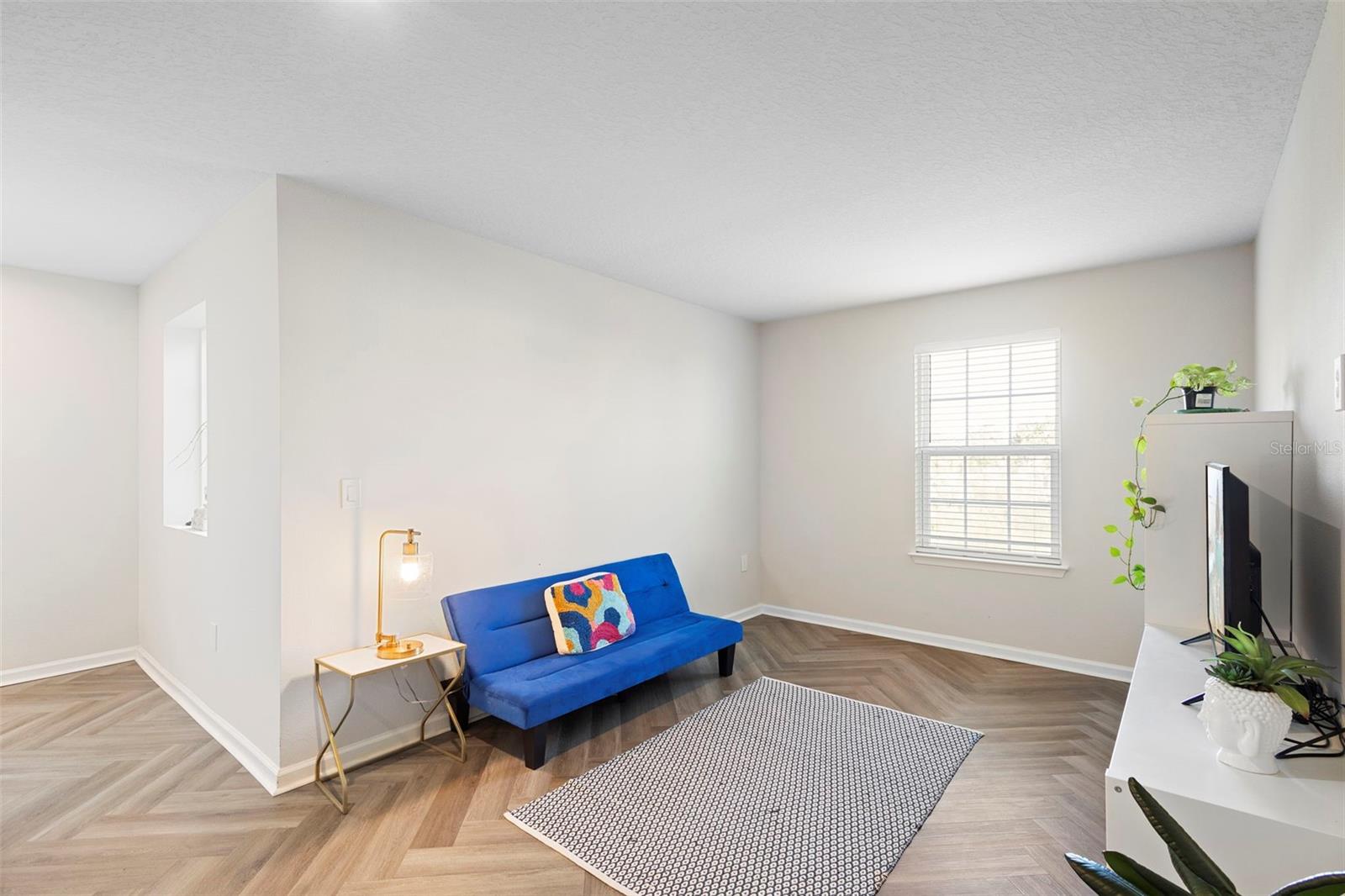 Image 24 of 54 For 1559 Scrub Jay Court