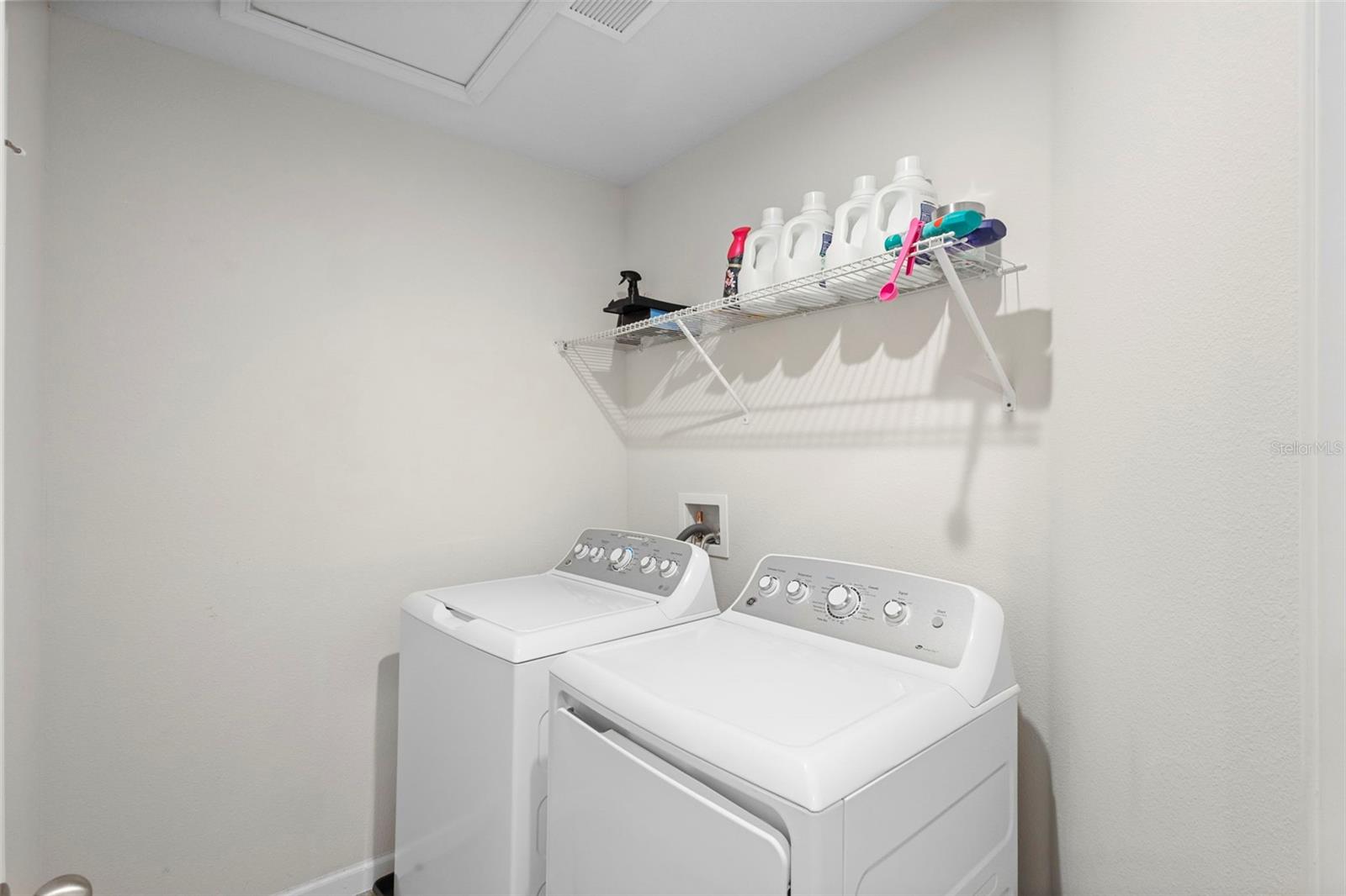 Image 36 of 54 For 1559 Scrub Jay Court