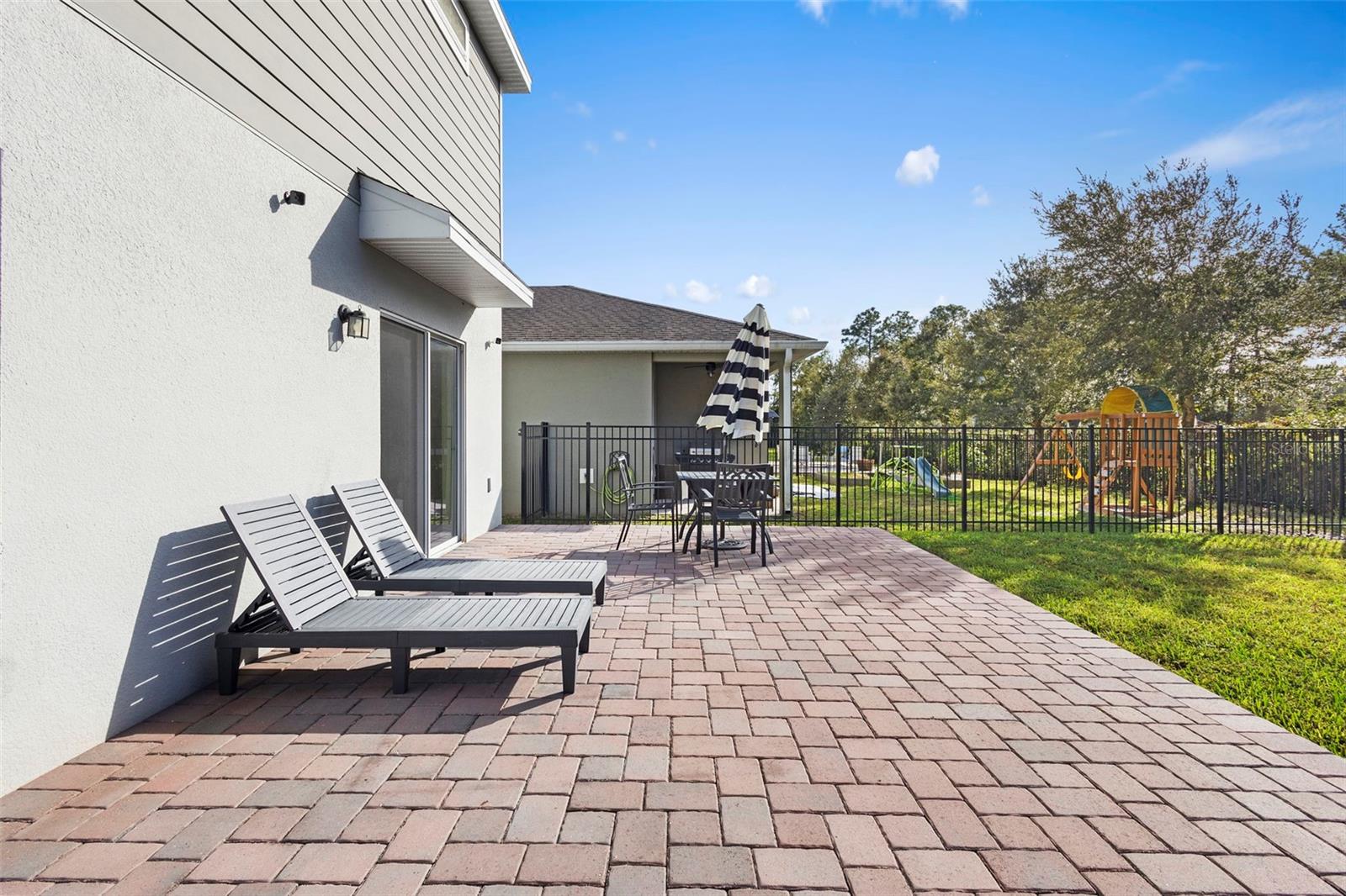 Image 37 of 54 For 1559 Scrub Jay Court