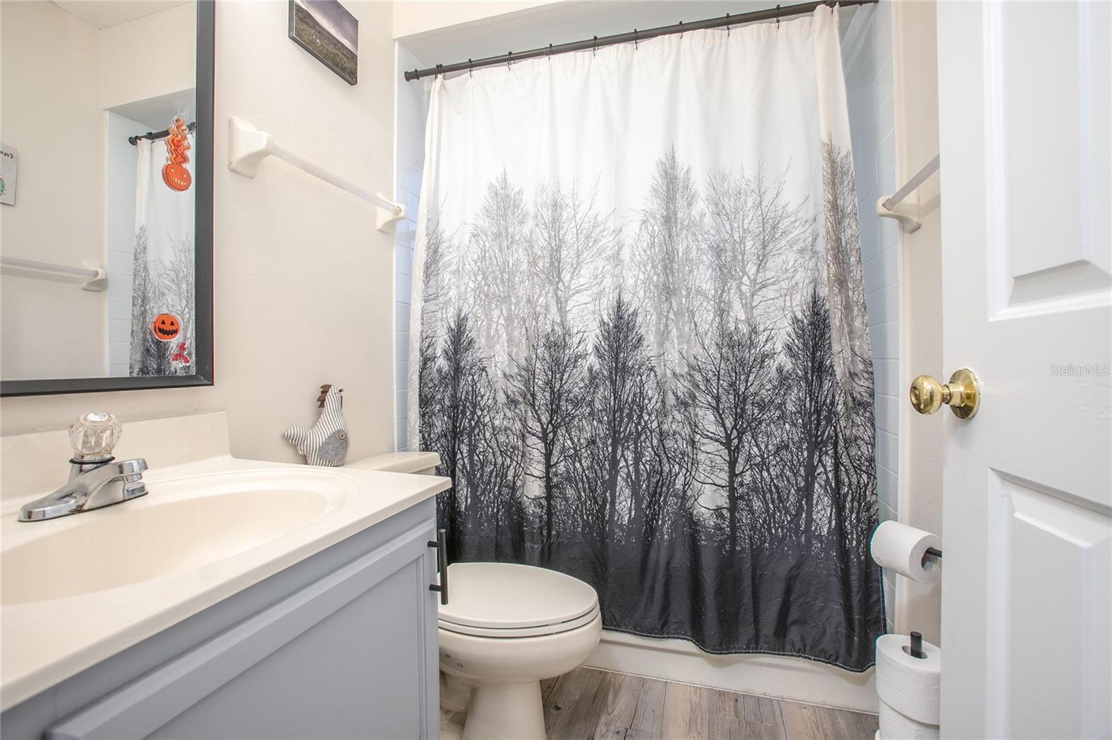 Image 20 of 32 For 500 Kansas Avenue