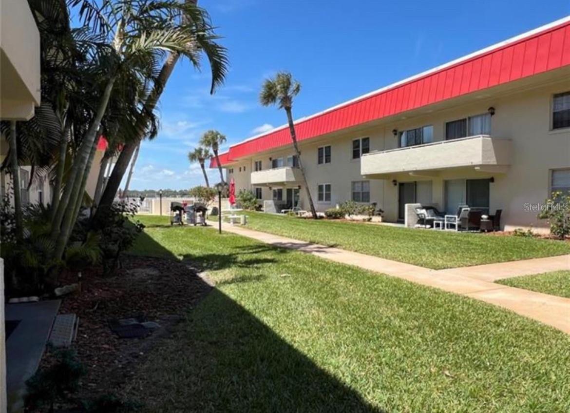 Image 33 of 43 For 2801 Halifax Avenue 146