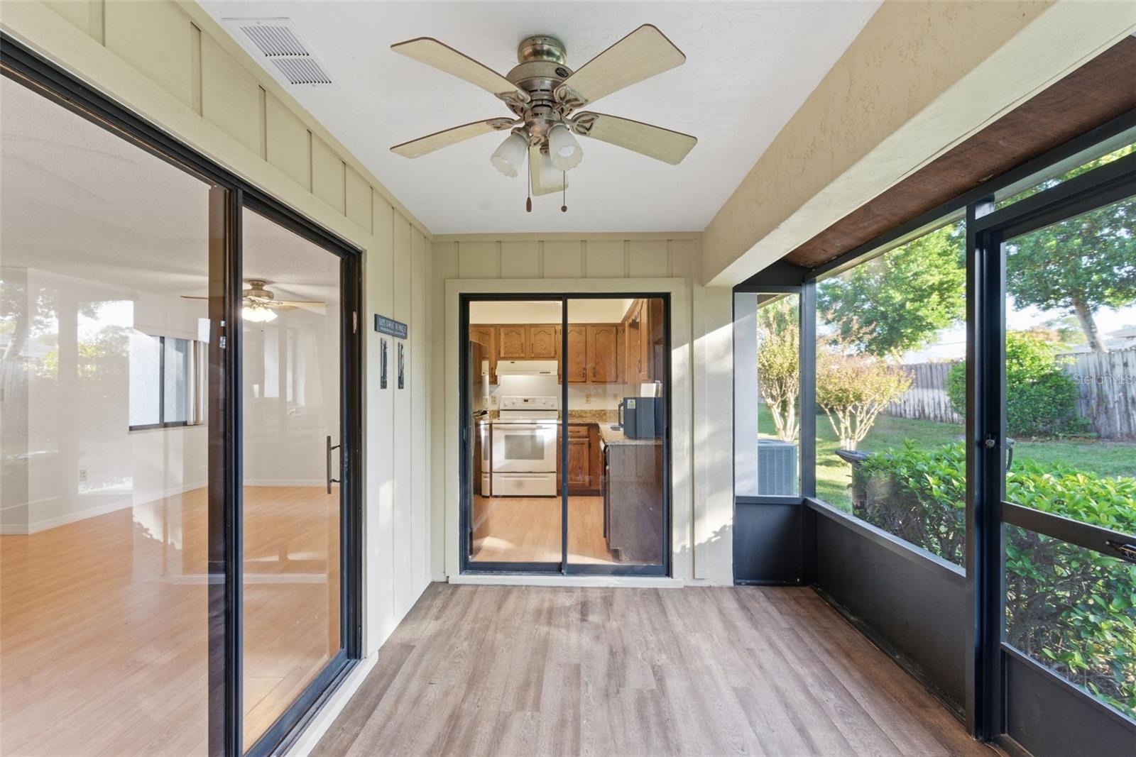 Image 20 of 40 For 101 Grand Plaza Dr N2