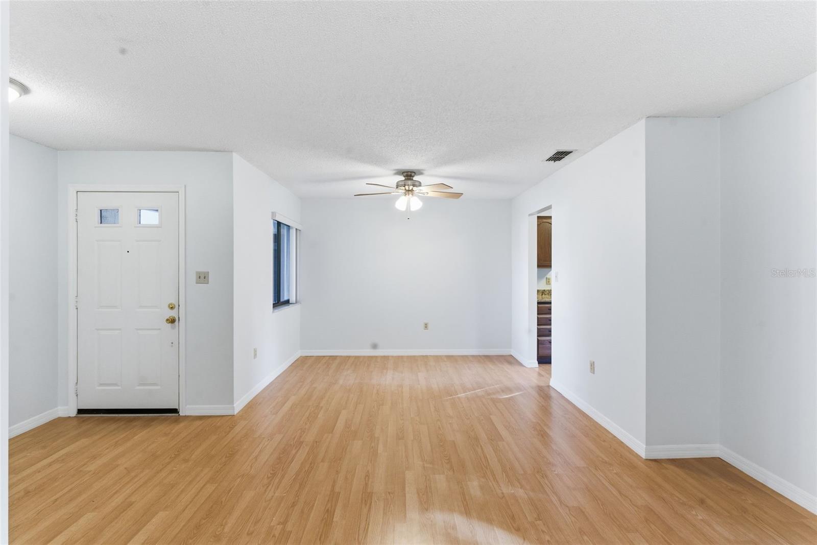 Image 29 of 40 For 101 Grand Plaza Dr N2