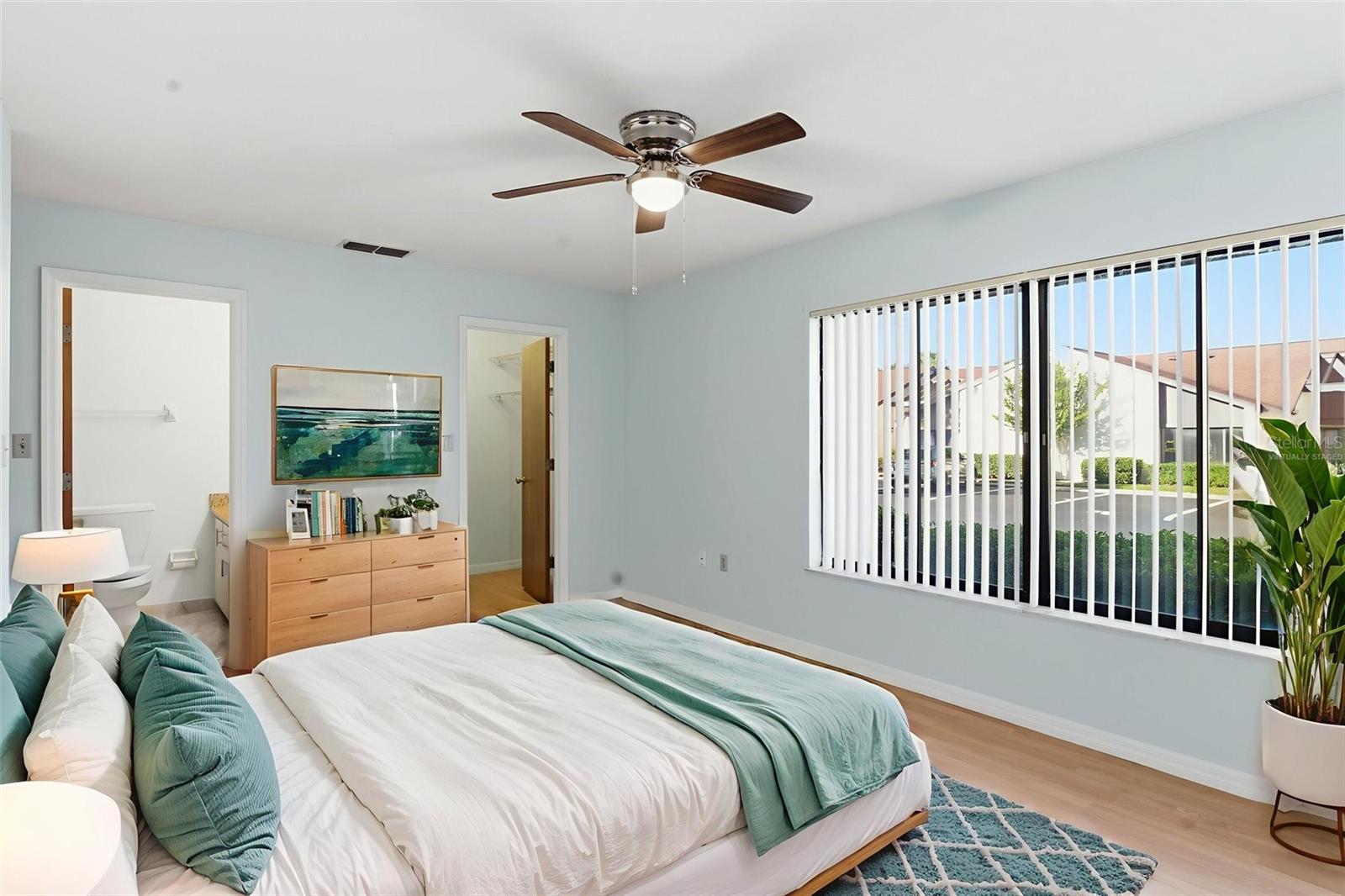 Image 5 of 40 For 101 Grand Plaza Dr N2