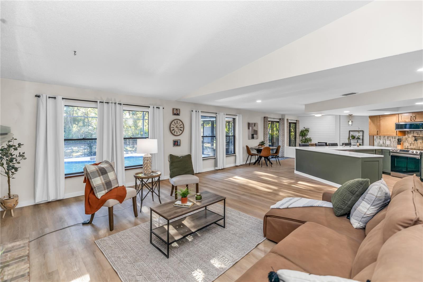 Image 13 of 45 For 634 Lehigh Drive