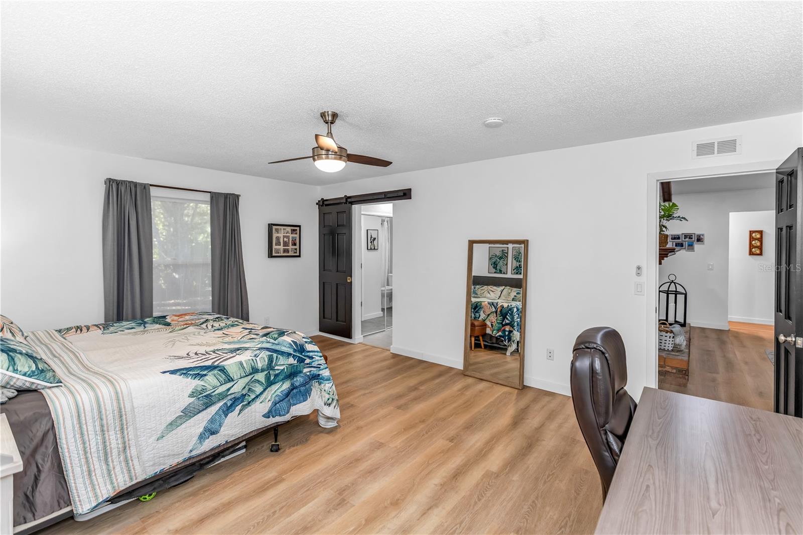 Image 21 of 45 For 634 Lehigh Drive