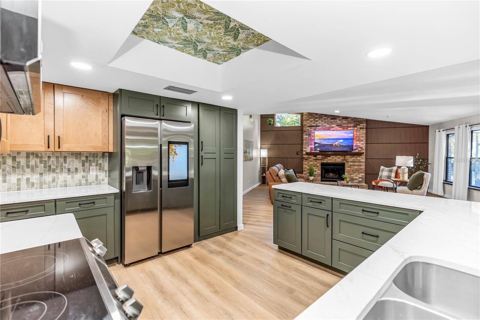 Image 4 of 45 For 634 Lehigh Drive