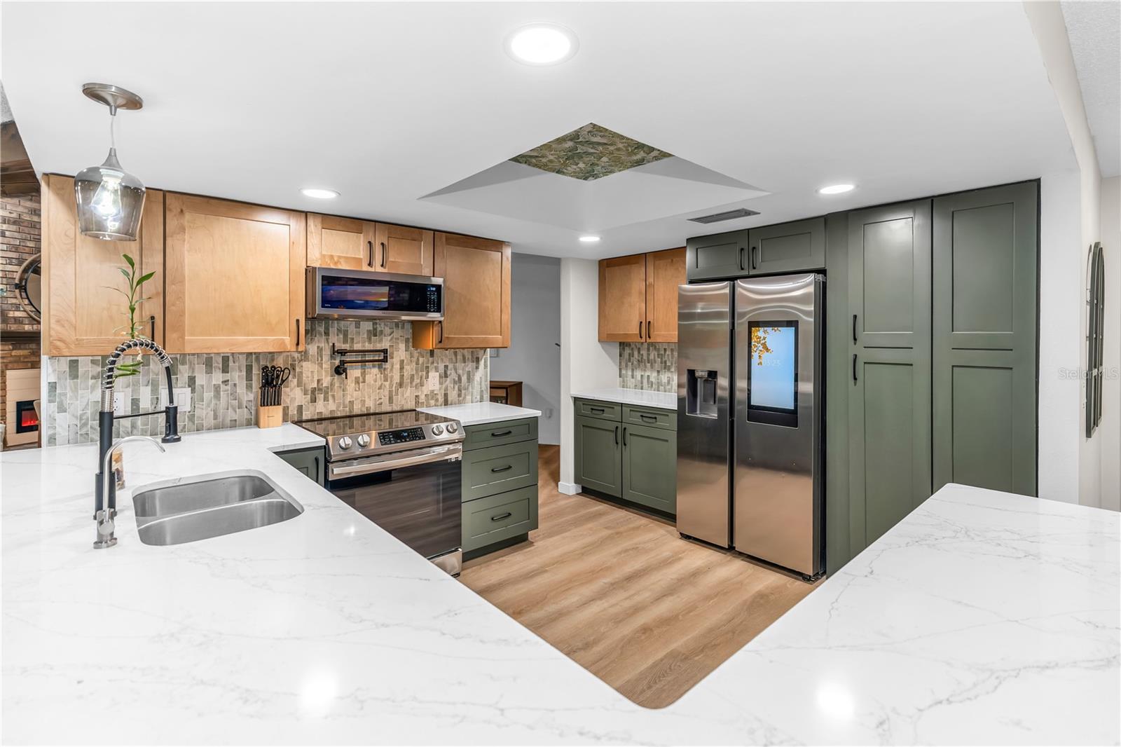 Image 6 of 45 For 634 Lehigh Drive