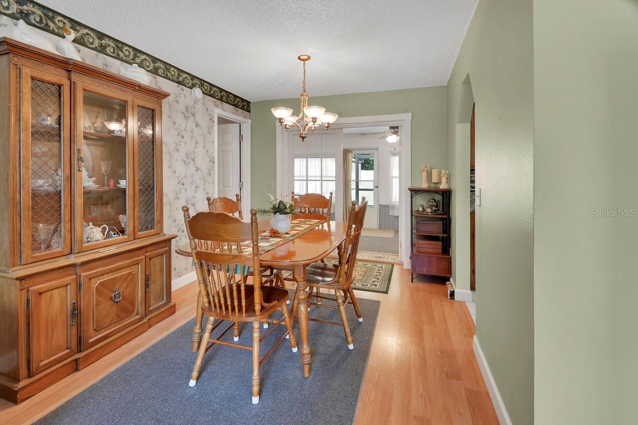 Image 10 of 33 For 2547 Wilmhurst Road