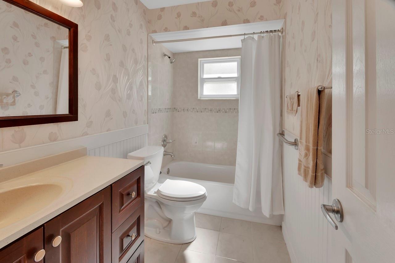 Image 22 of 33 For 2547 Wilmhurst Road