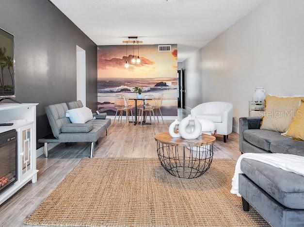 Image 5 of 18 For 1504 Virginia Avenue 203