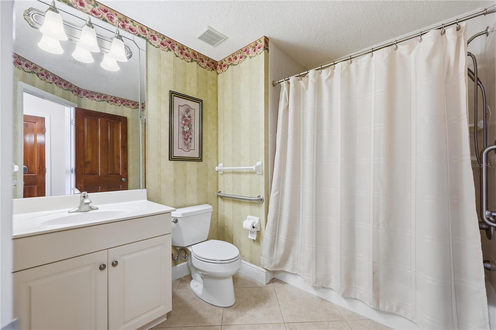 Image 27 of 45 For 2021 Massachusetts Avenue