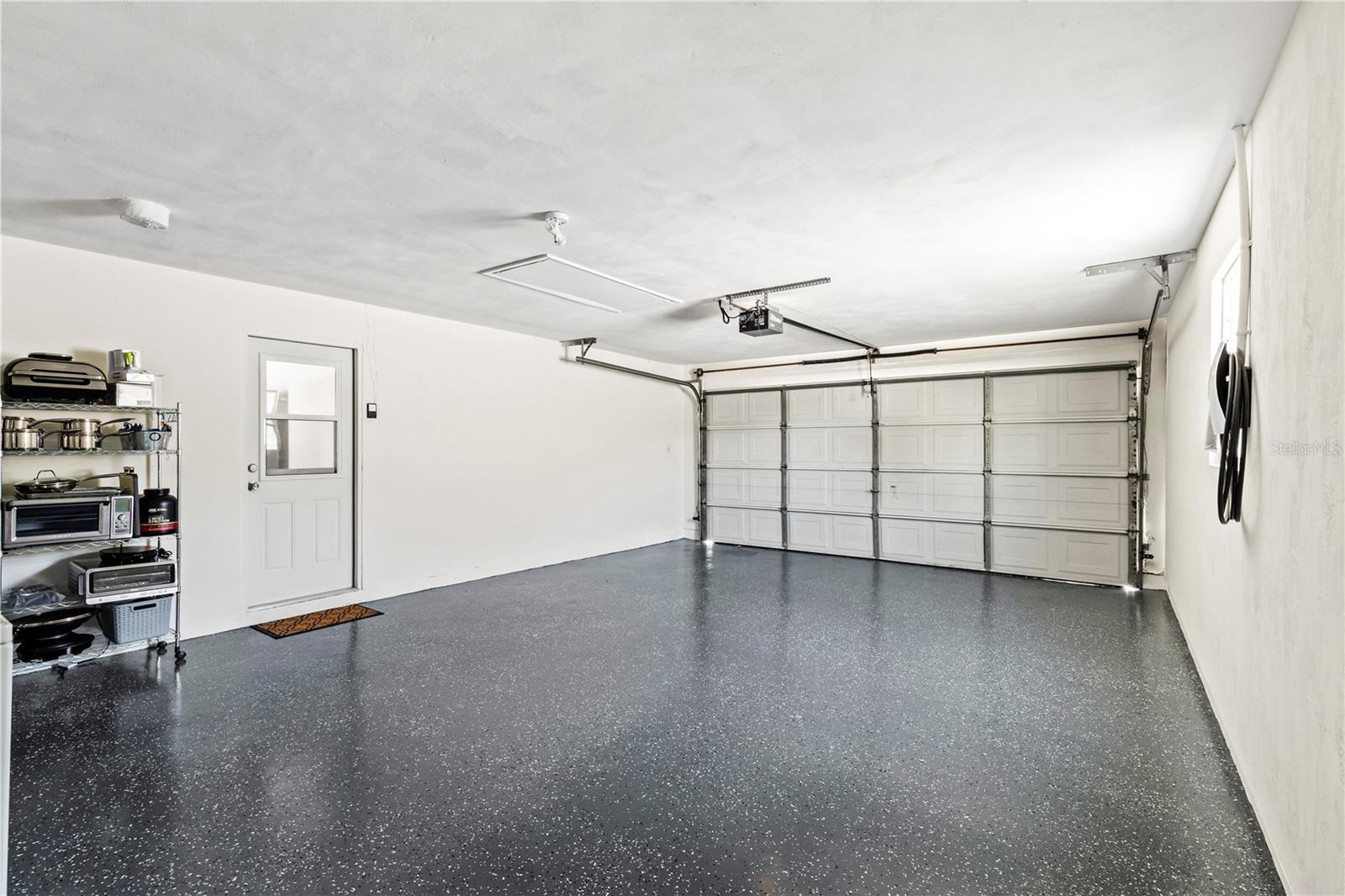 Image 32 of 48 For 536 Peacock Road