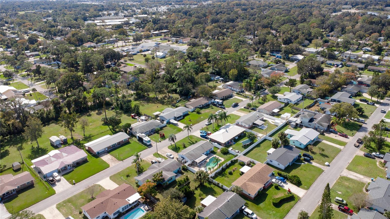 Image 41 of 48 For 536 Peacock Road