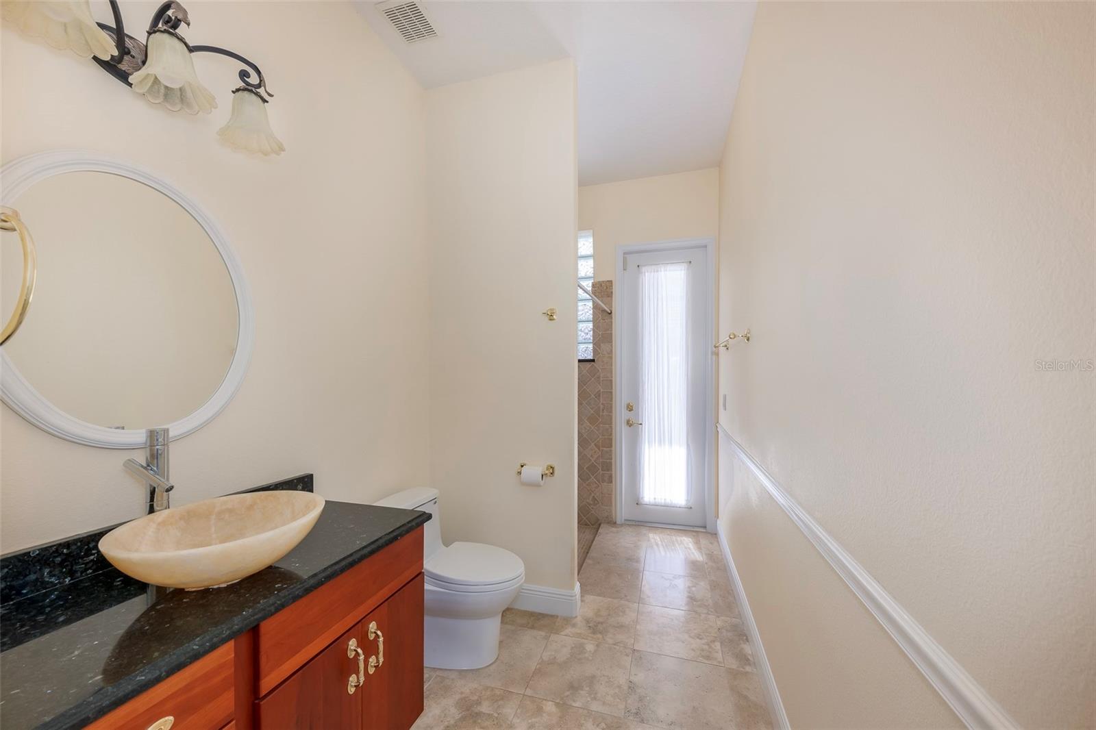 Image 15 of 24 For 522 Newhall Lane