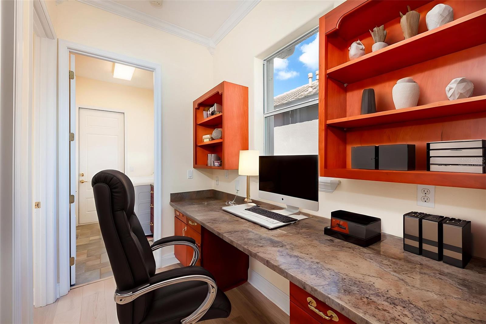 Image 19 of 24 For 522 Newhall Lane