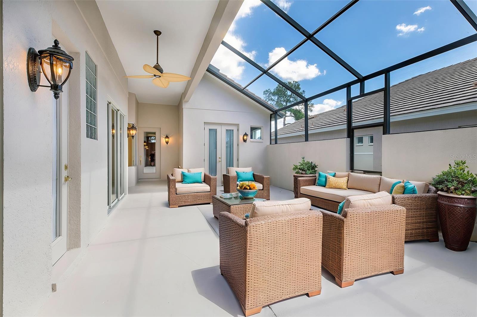 Image 2 of 24 For 522 Newhall Lane