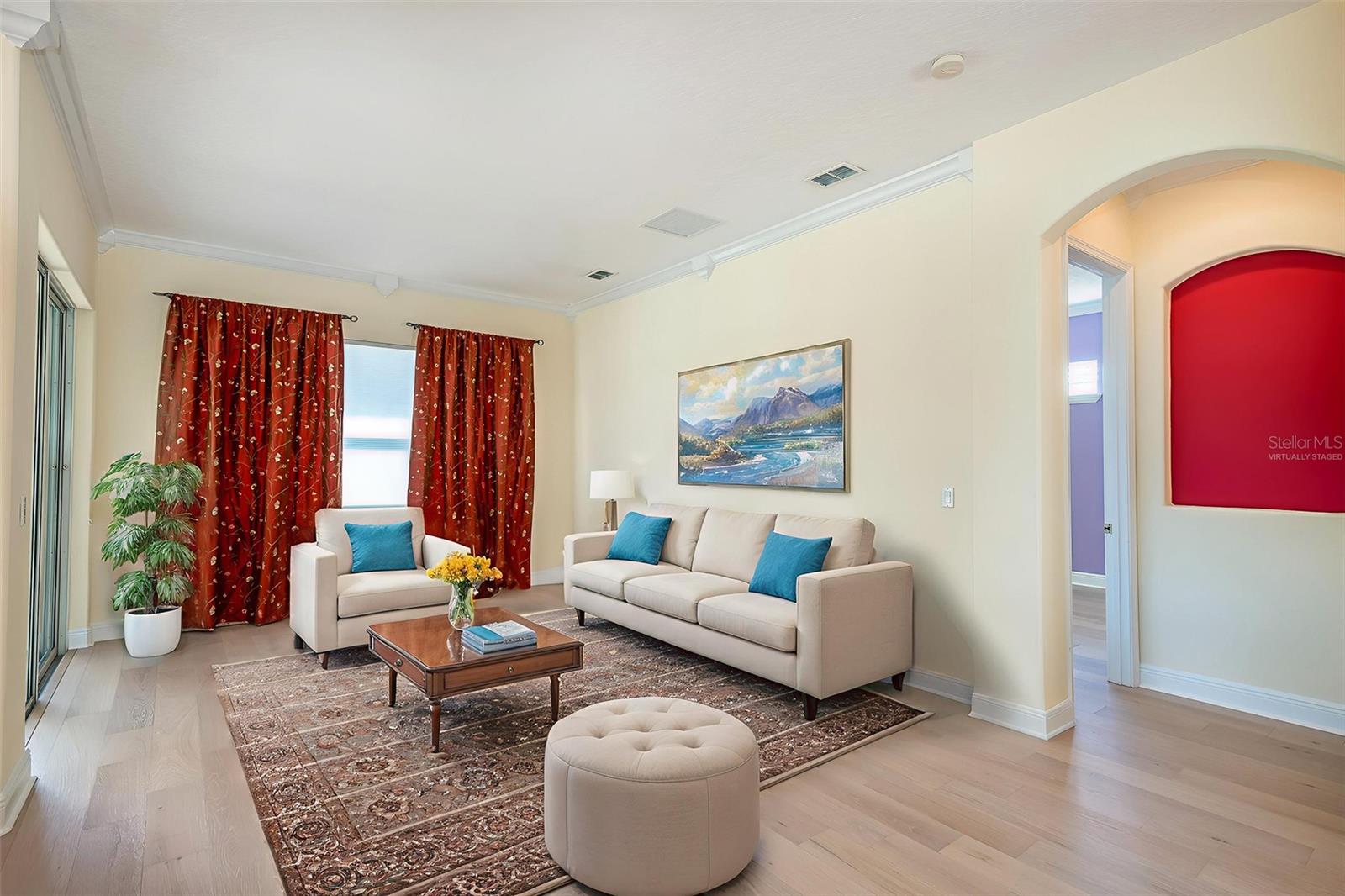 Image 5 of 24 For 522 Newhall Lane