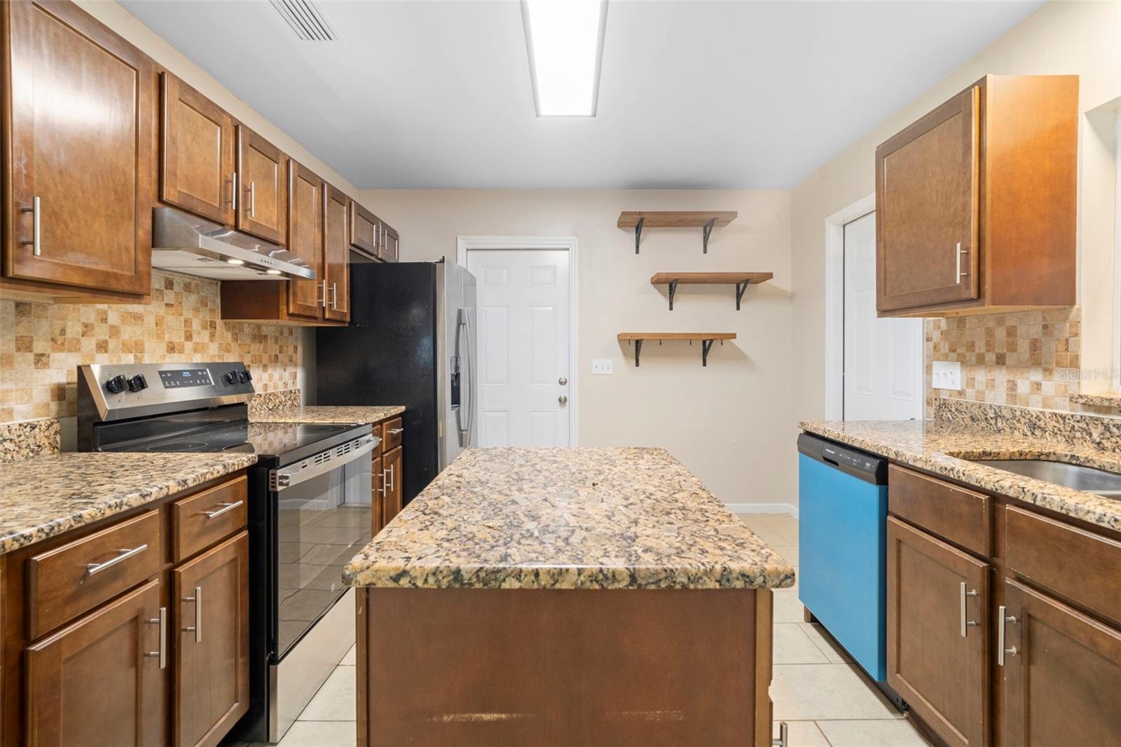 Image 10 of 63 For 1303 Renee Avenue