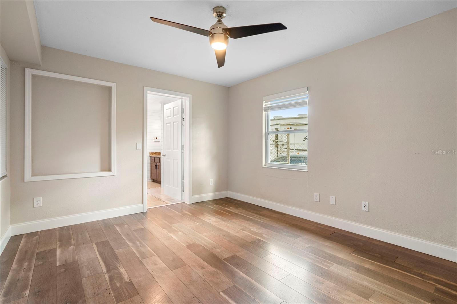 Image 24 of 63 For 1303 Renee Avenue