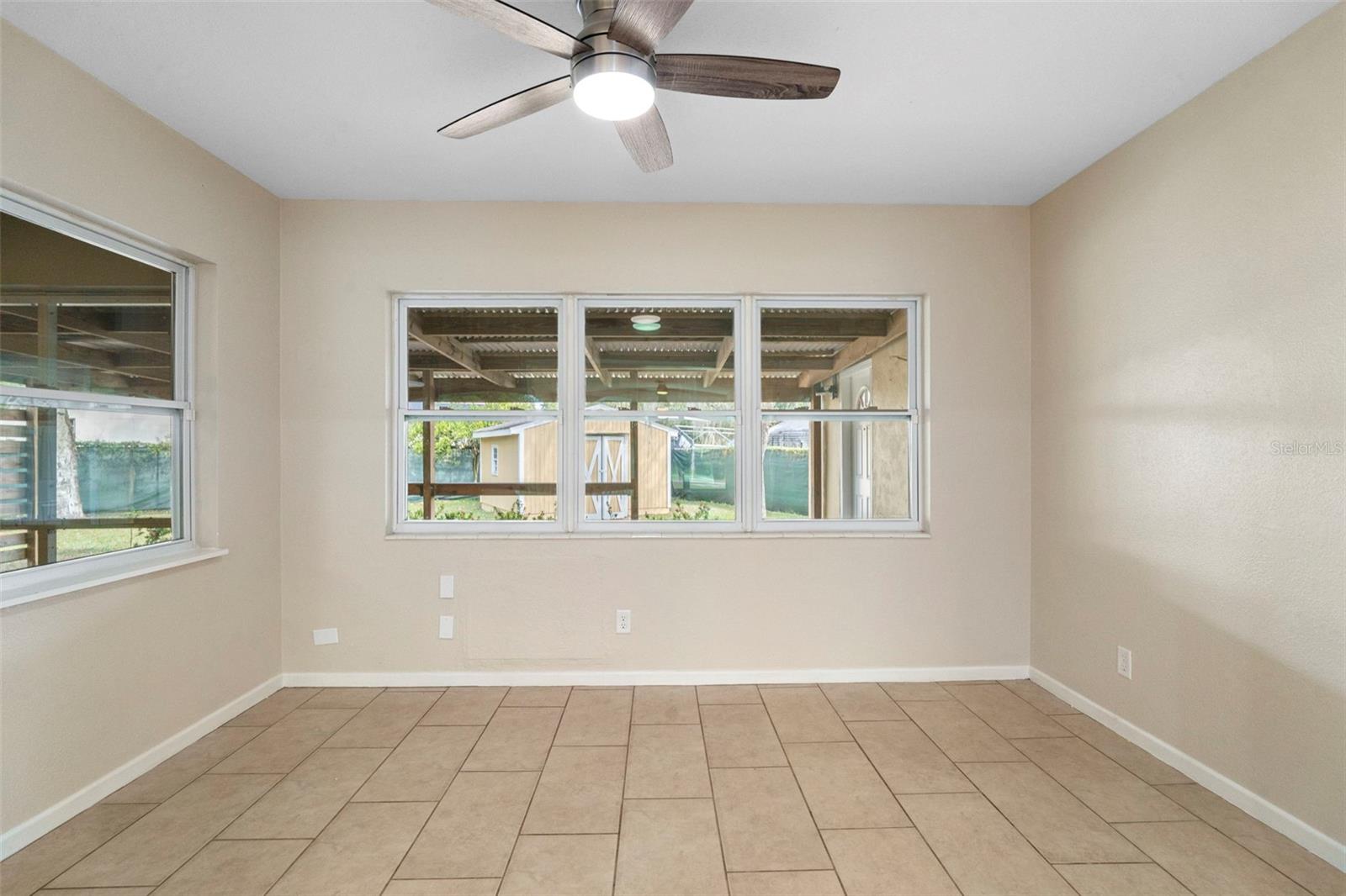 Image 32 of 63 For 1303 Renee Avenue