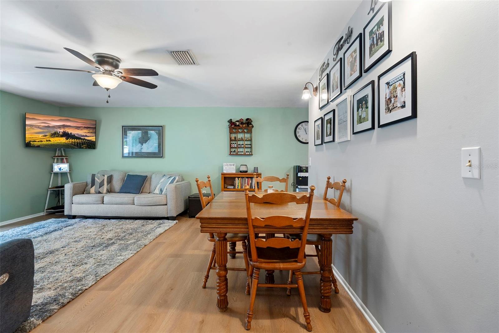 Image 12 of 42 For 270 Holly Drive