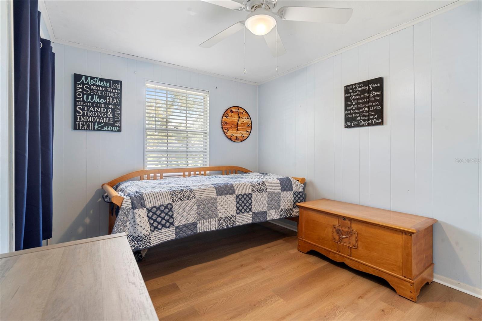 Image 14 of 42 For 270 Holly Drive