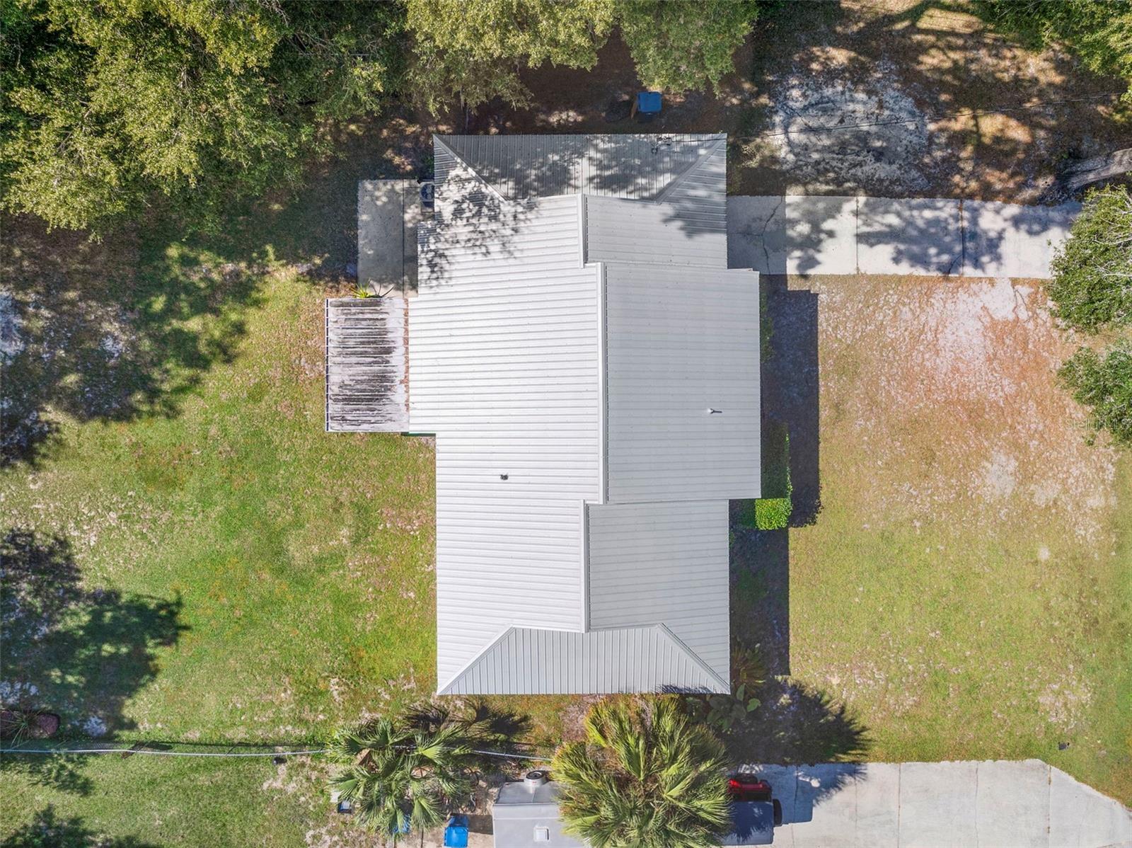 Image 31 of 42 For 270 Holly Drive