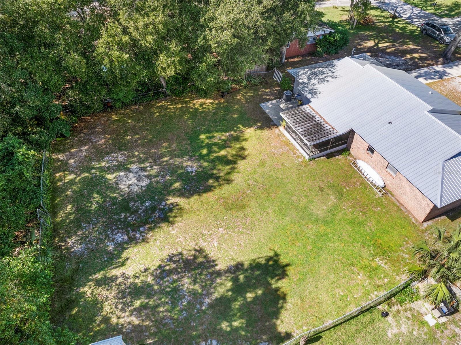 Image 32 of 42 For 270 Holly Drive