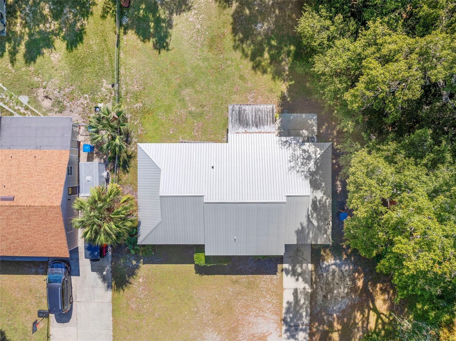 Image 34 of 42 For 270 Holly Drive