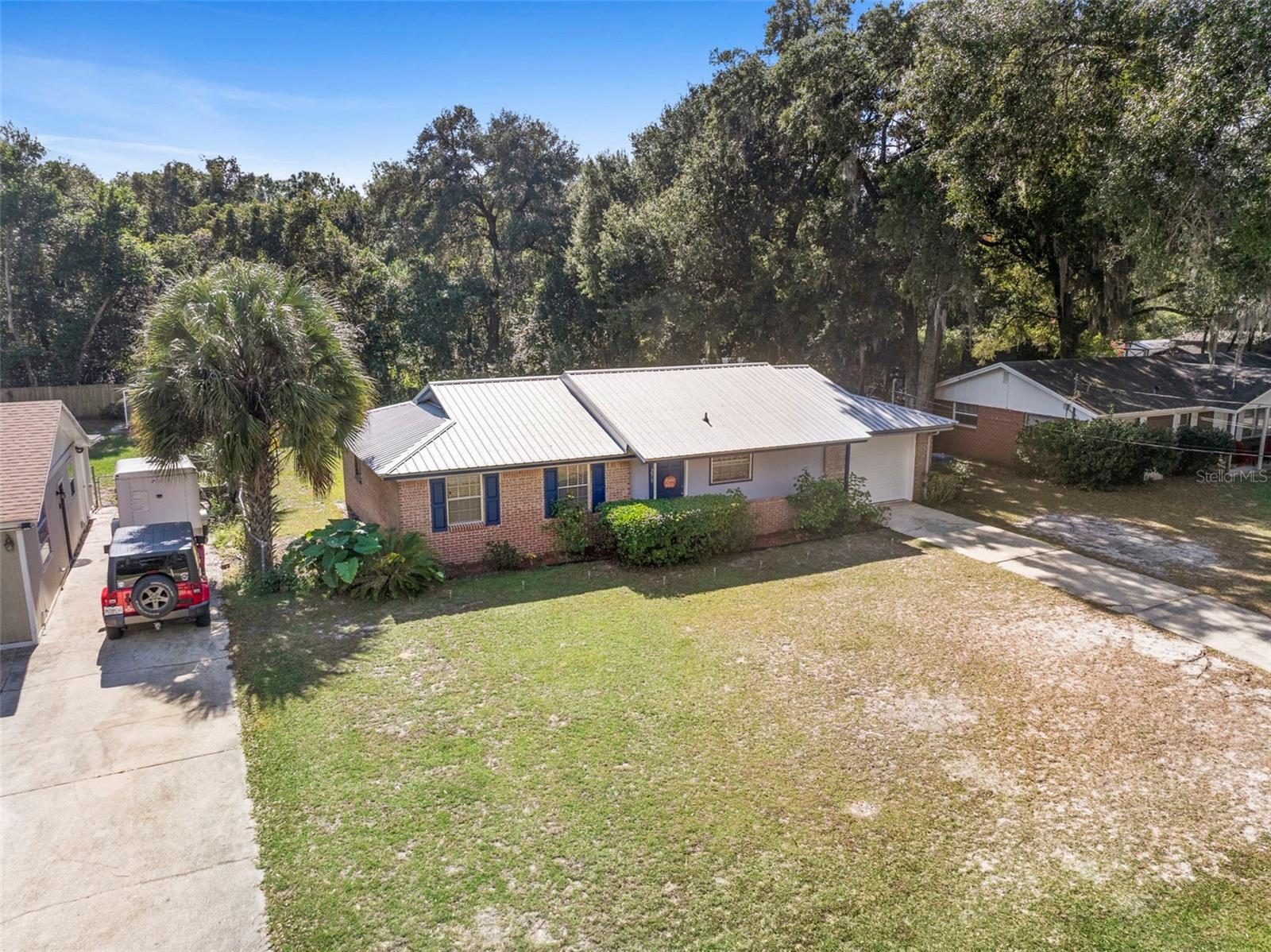 Image 38 of 42 For 270 Holly Drive