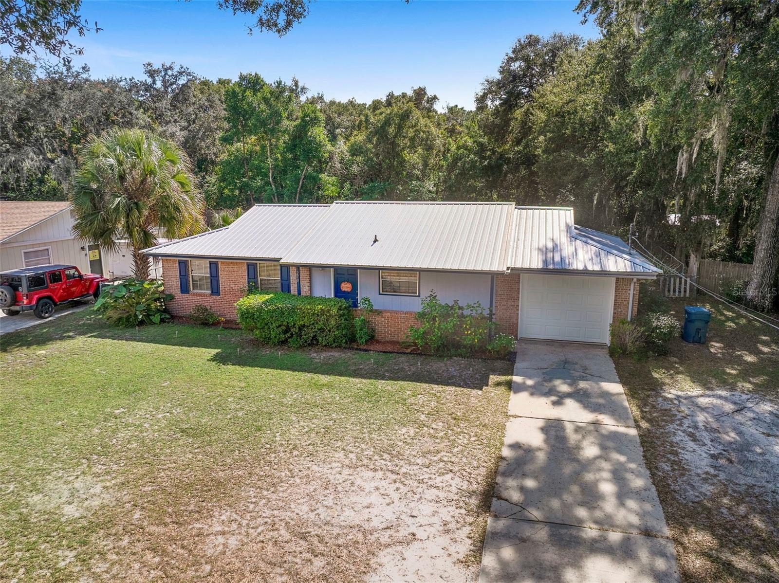 Image 39 of 42 For 270 Holly Drive