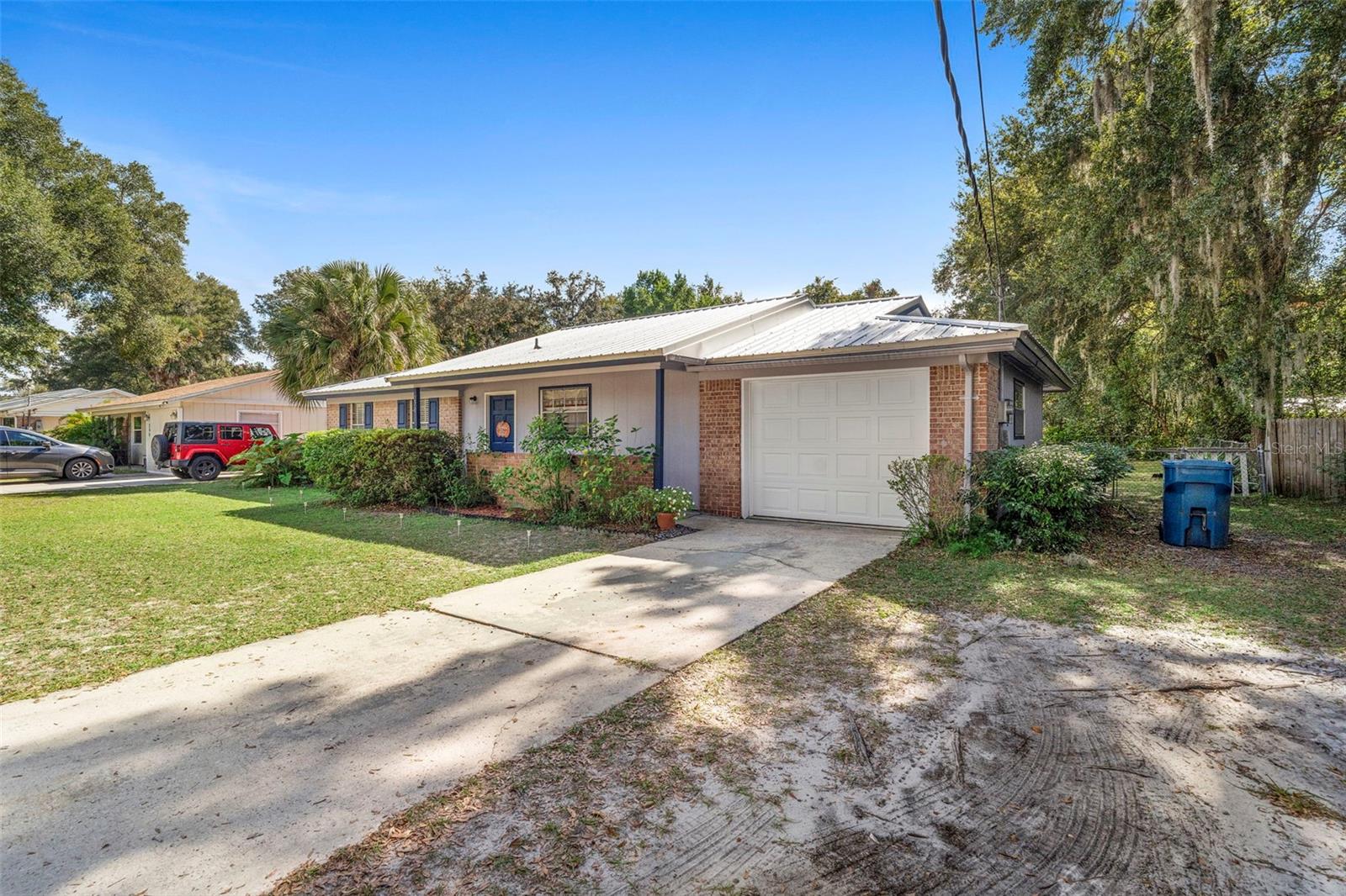 Image 41 of 42 For 270 Holly Drive