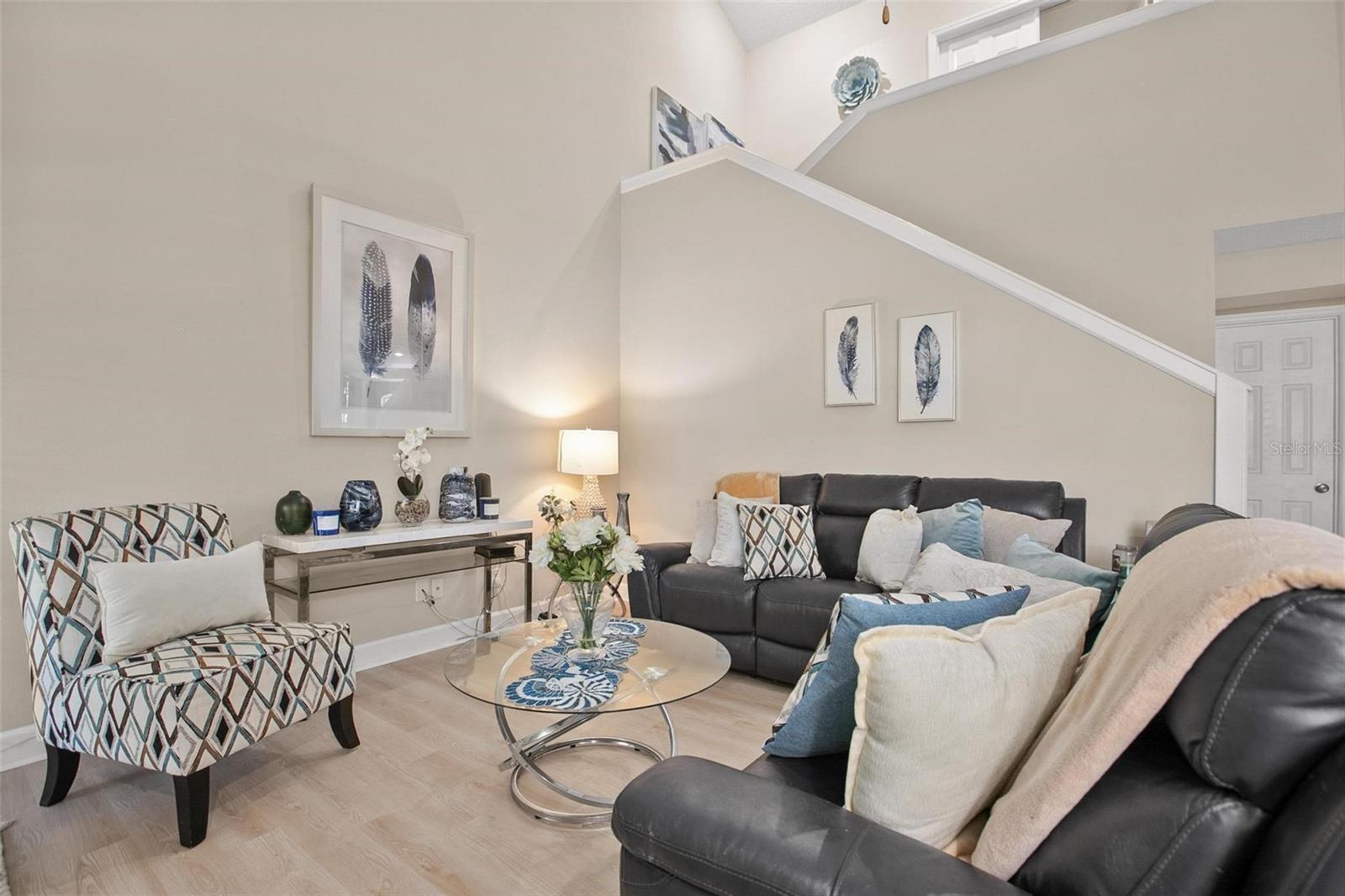 Image 10 of 39 For 1570 Farrindon Circle