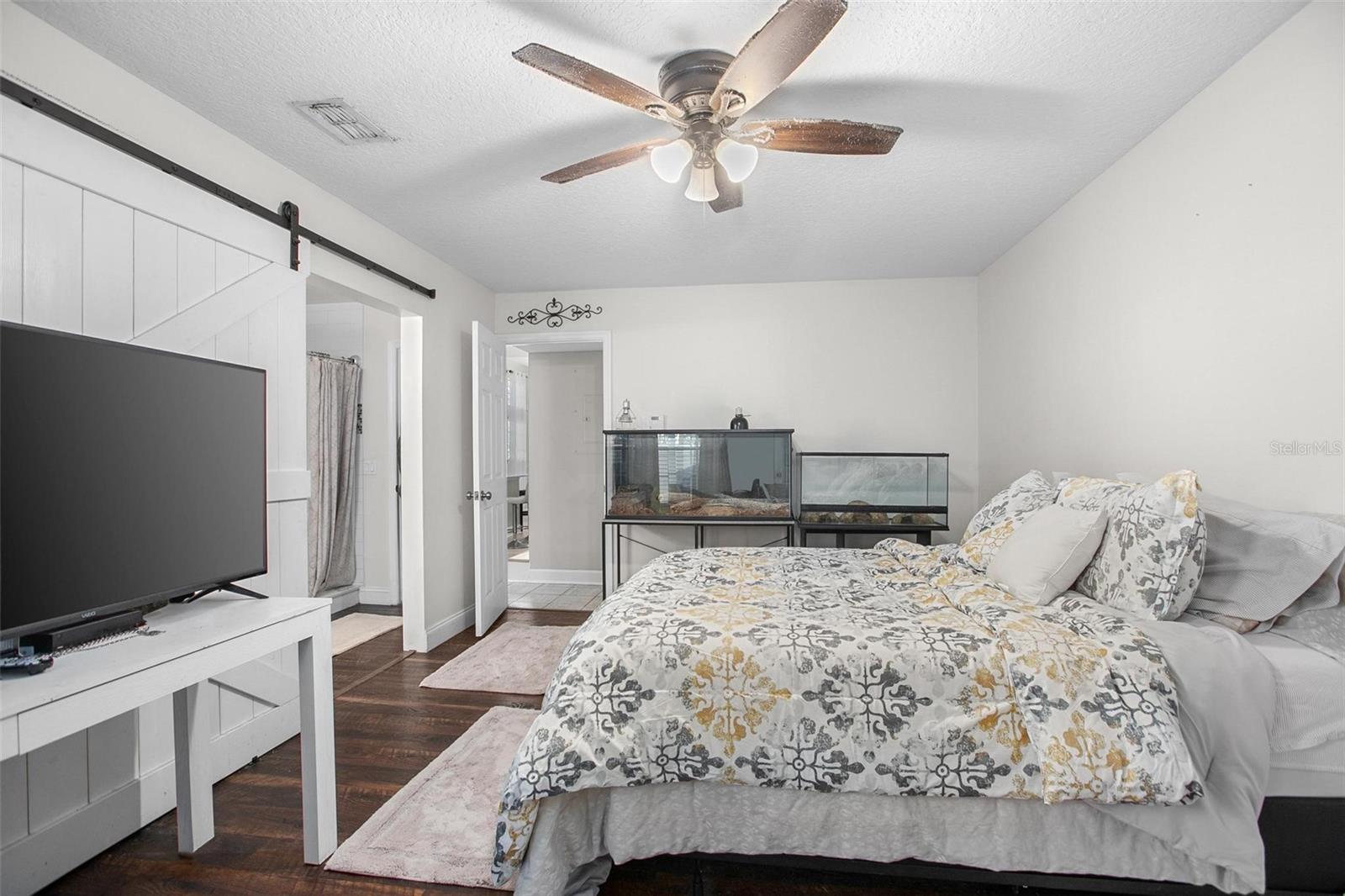 Image 15 of 39 For 1570 Farrindon Circle