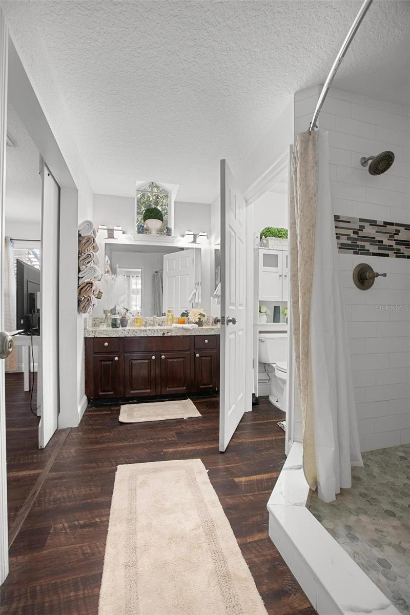 Image 18 of 39 For 1570 Farrindon Circle