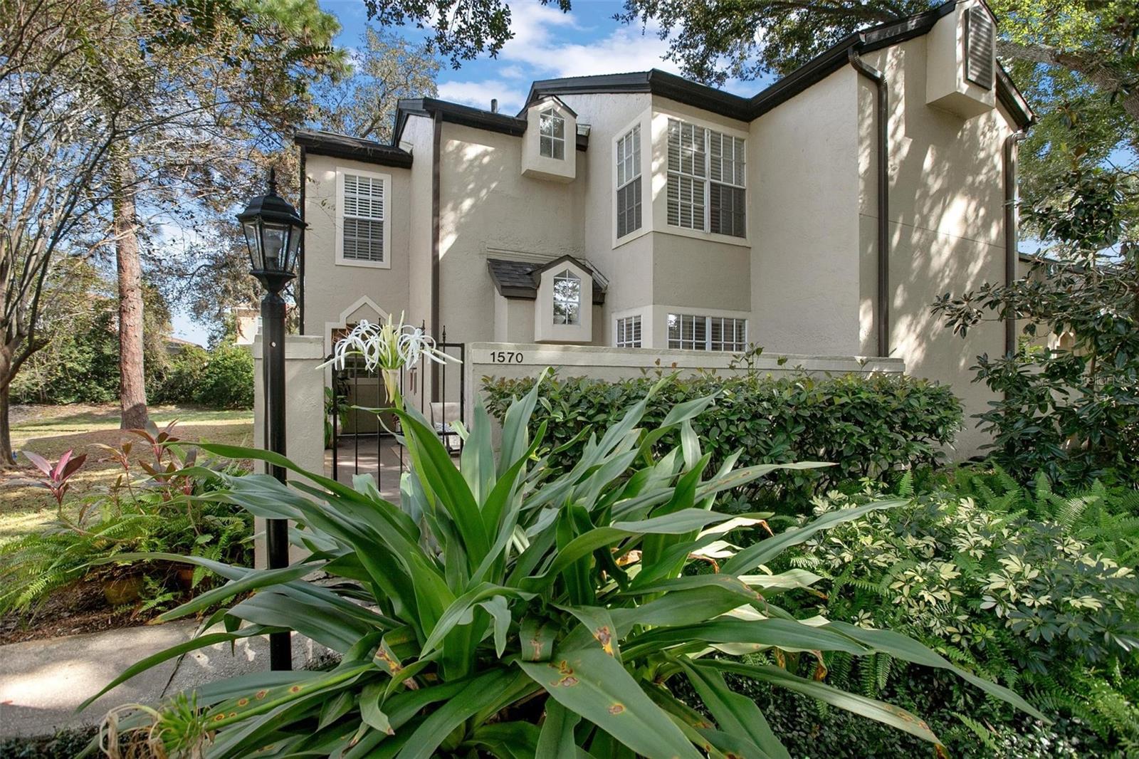 Image 3 of 39 For 1570 Farrindon Circle