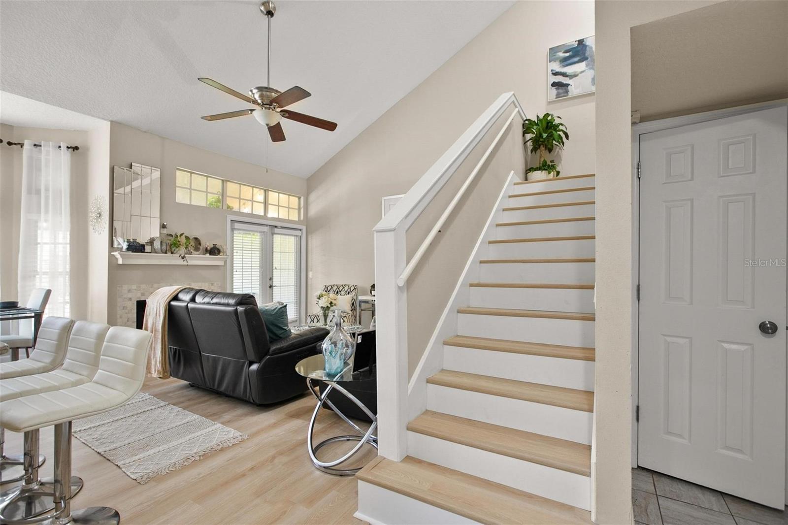 Image 8 of 39 For 1570 Farrindon Circle