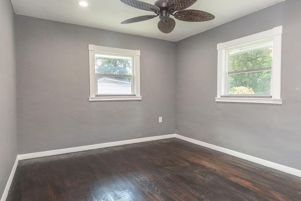 Image 13 of 17 For 1404 Garfield Avenue