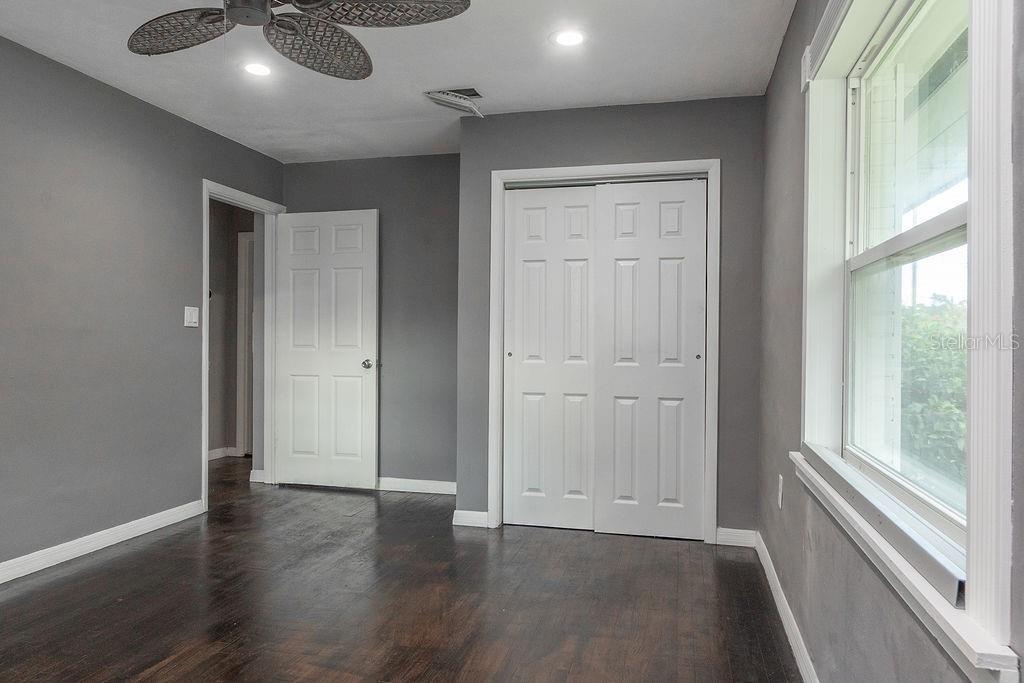 Image 15 of 17 For 1404 Garfield Avenue