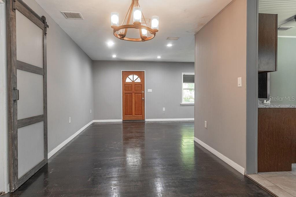 Image 4 of 17 For 1404 Garfield Avenue