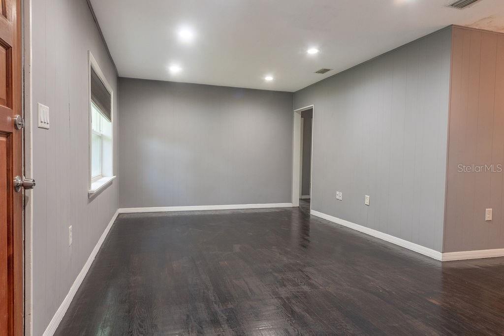 Image 5 of 17 For 1404 Garfield Avenue