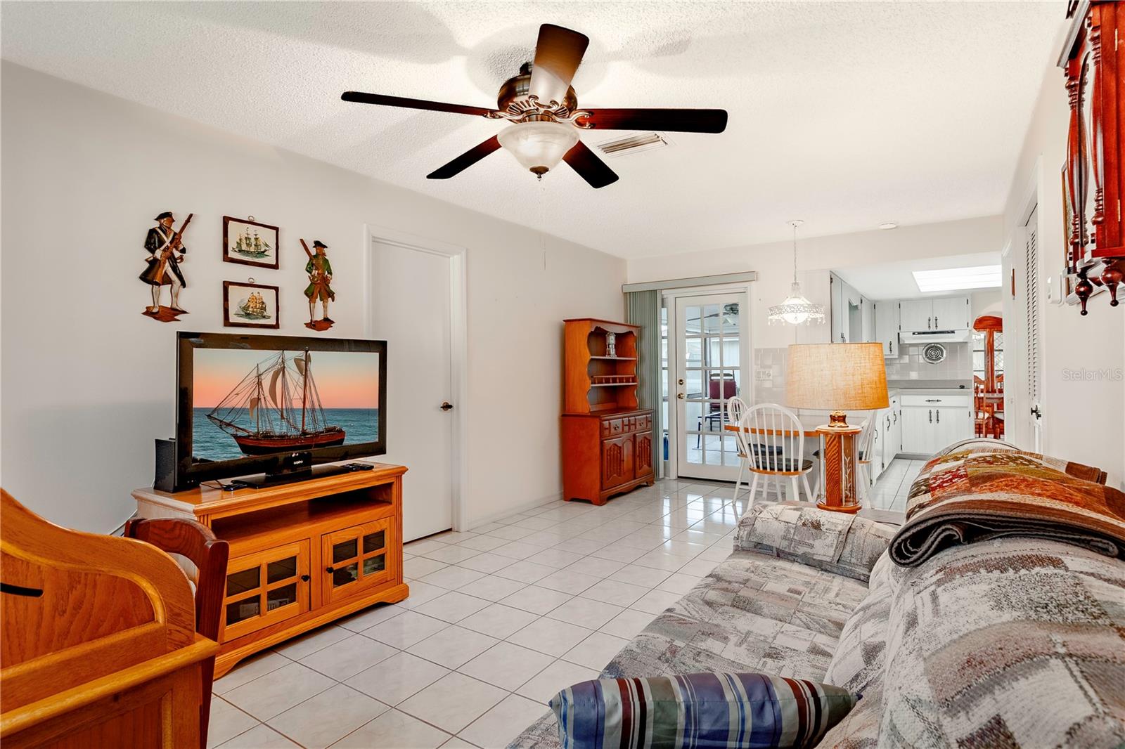 Image 29 of 38 For 2420 Pine Tree Circle Drive