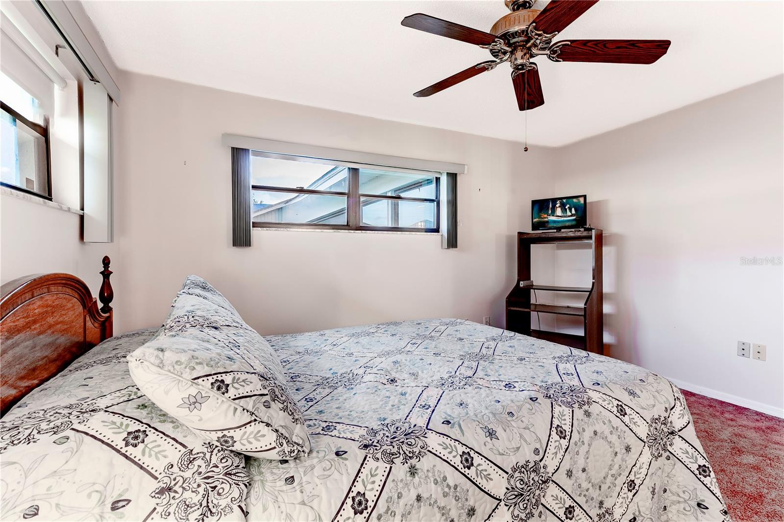 Image 31 of 38 For 2420 Pine Tree Circle Drive