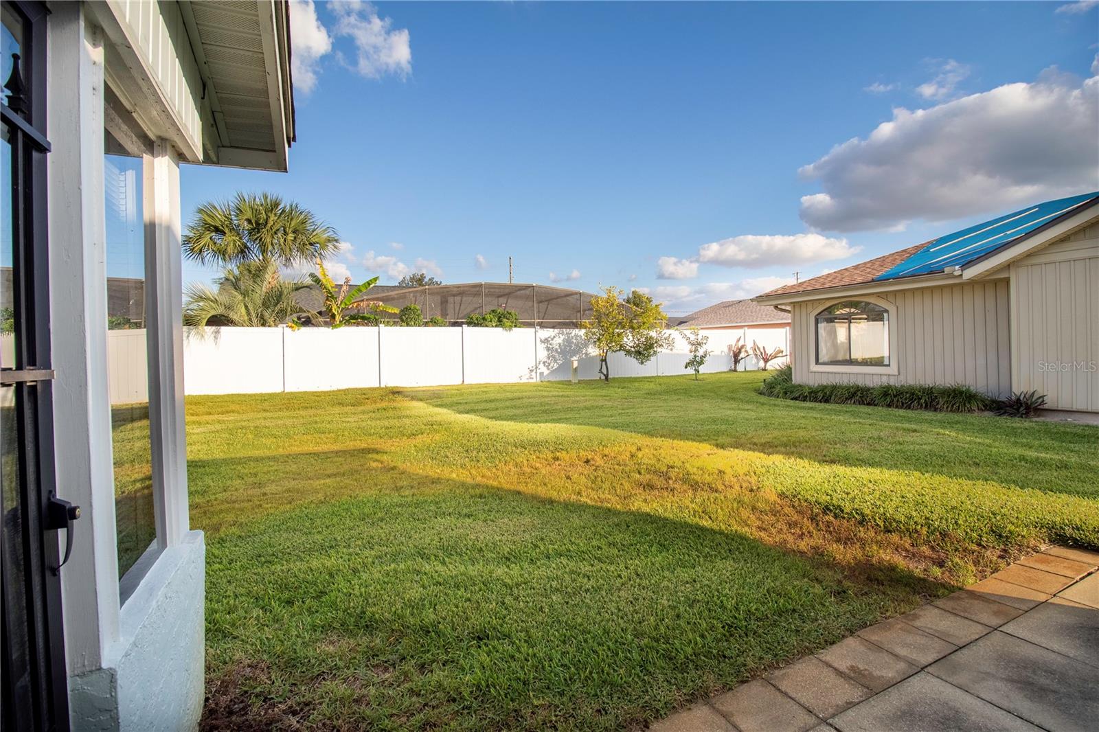 Image 6 of 38 For 2420 Pine Tree Circle Drive